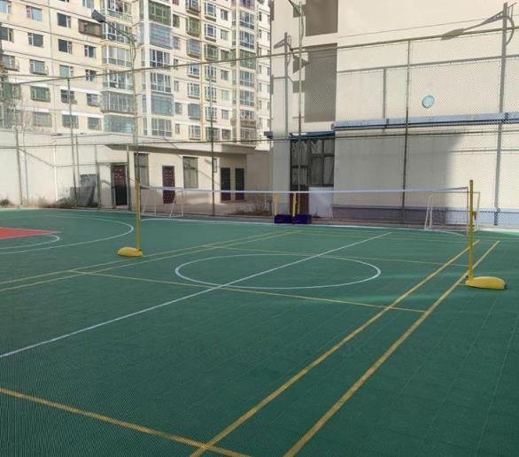 运动场悬浮拼接运动幸福宝污污导航在线